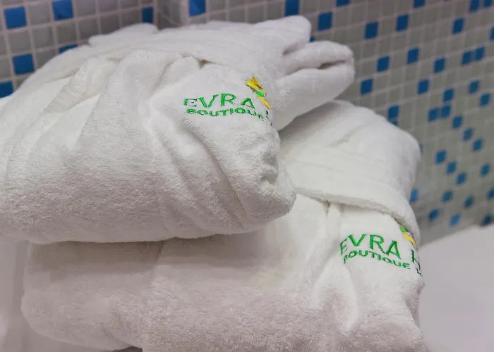 Hotel Evra 3*