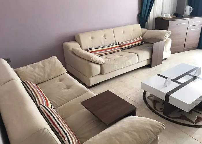 Evra Hotel
