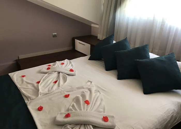 Hotel Evra 3*